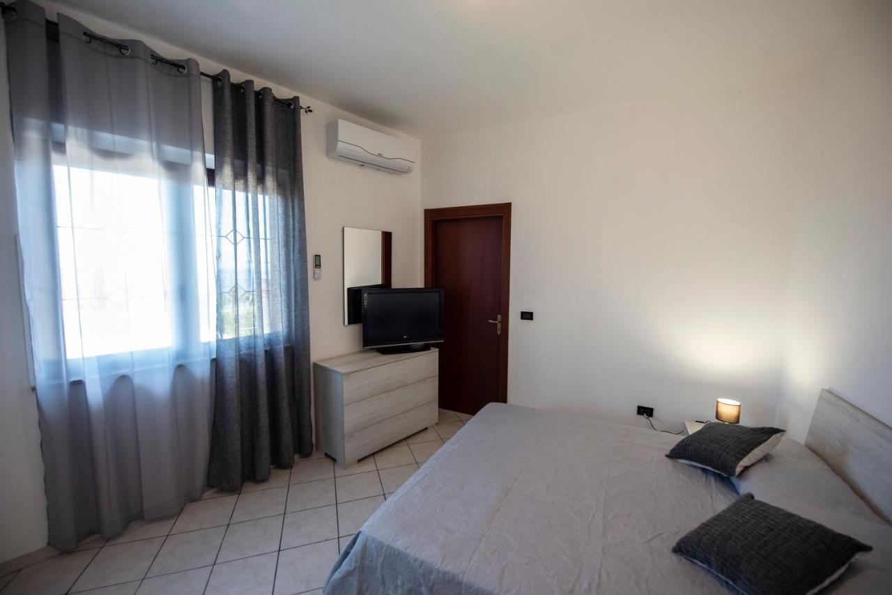 B&B Esterita Parghelia Bagian luar foto