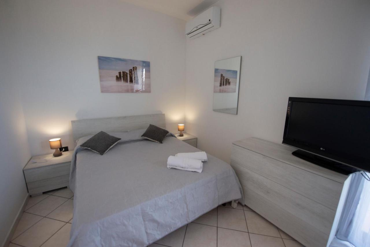 B&B Esterita Parghelia Bagian luar foto